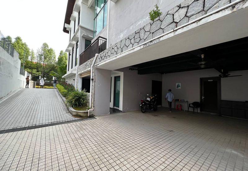Renovated Exclusive Primo 2 Bukit Jelutong