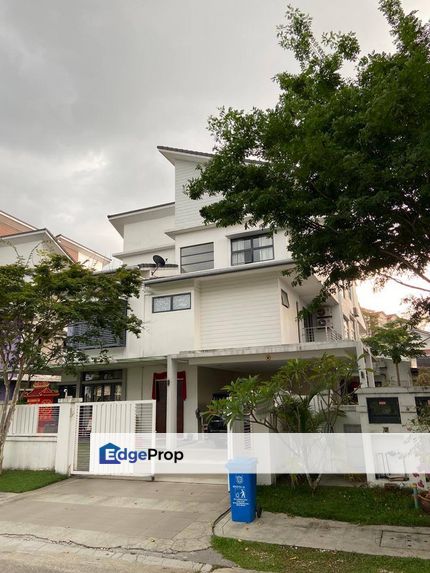 GATED GUARDED COMMUNITY & LUXURY NEIGHBOURHOOD 3 Storey Semi-D Mezzo Bukit Jelutong, Shah Alam FOR SALE! ., Selangor, Bukit Jelutong