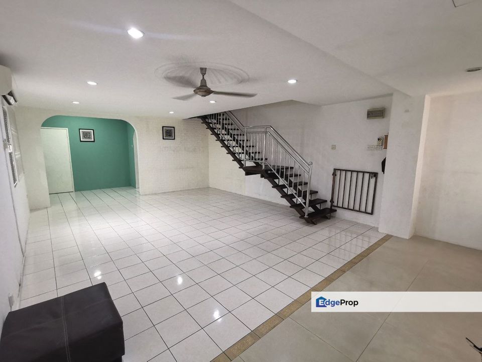 Double Saujana Damansara, Damansara Damai.    End Lot.. Renovated   Move in Condition , Selangor, Damansara Damai