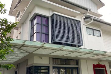 Luxury Neighborhood 2.5 Storey Semi-D Mezzo Bukit Jelutong Shah Alam