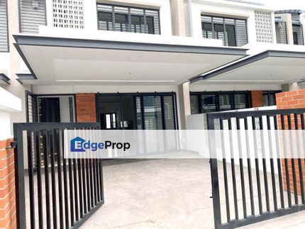 2 STOREY TERRACE HOUSE, NEW ELMINA GREEN , SEKSYEN U17, SHAH ALAM.  , Selangor, Shah Alam