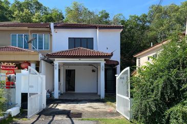 Taman Saujana Puchong