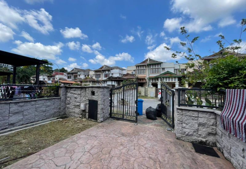 FREEHOLD, RENOVATED & FULLY EXTENDED  Double Storey Terrace Jalan Kubah, Bukit Jelutong