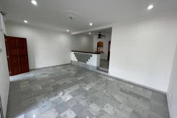 FREEHOLD, RENOVATED & FULLY EXTENDED  Double Storey Terrace Jalan Kubah, Bukit Jelutong