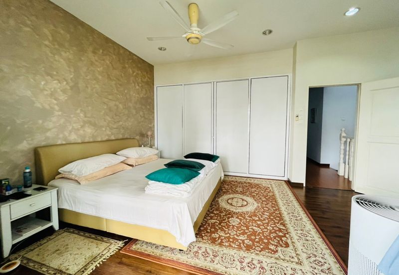 RENO SUPERLINK 28x80 DKAYANGAN SEKSYEN 13 SHAH ALAM AEON LRT3