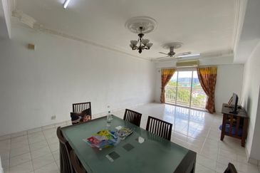 RENOVATED BRUNSFIELD SEKSYEN 13 NEAR MSU LRT3