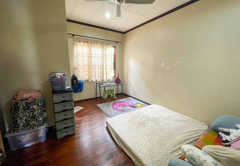 Double Storey Superlink Jalan Adang, Seksyen U8 Bukit Jelutong, Shah Alam 