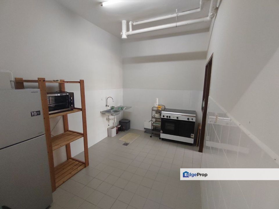 EMBUN RESIDENCE PUNCAK SAUJANA KAJANG, Selangor, Kajang