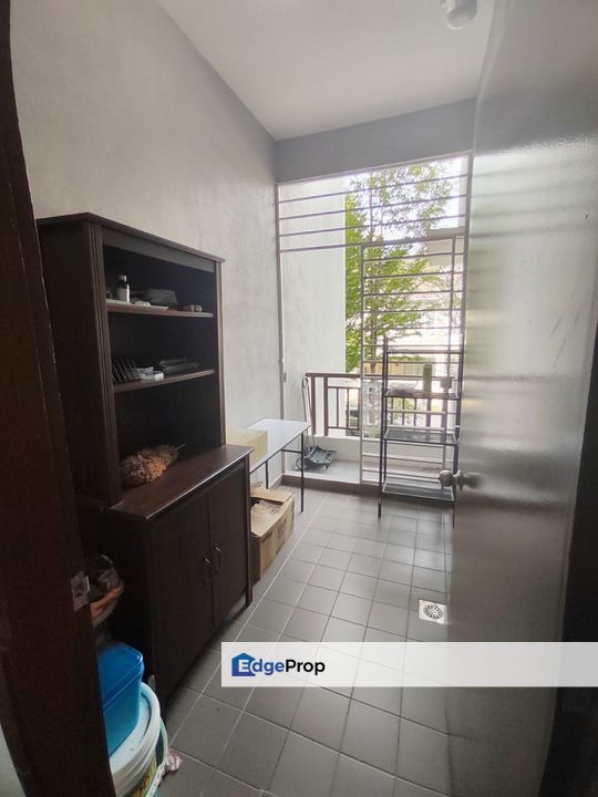 EMBUN RESIDENCE PUNCAK SAUJANA KAJANG, Selangor, Kajang