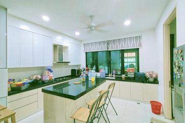 Tari 2 @ Alam Impian