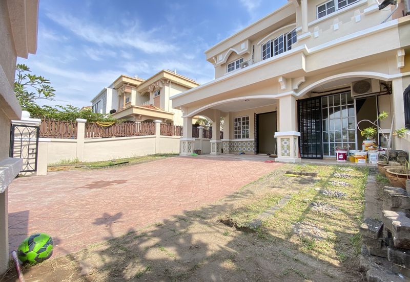 D’kayangan facing open south