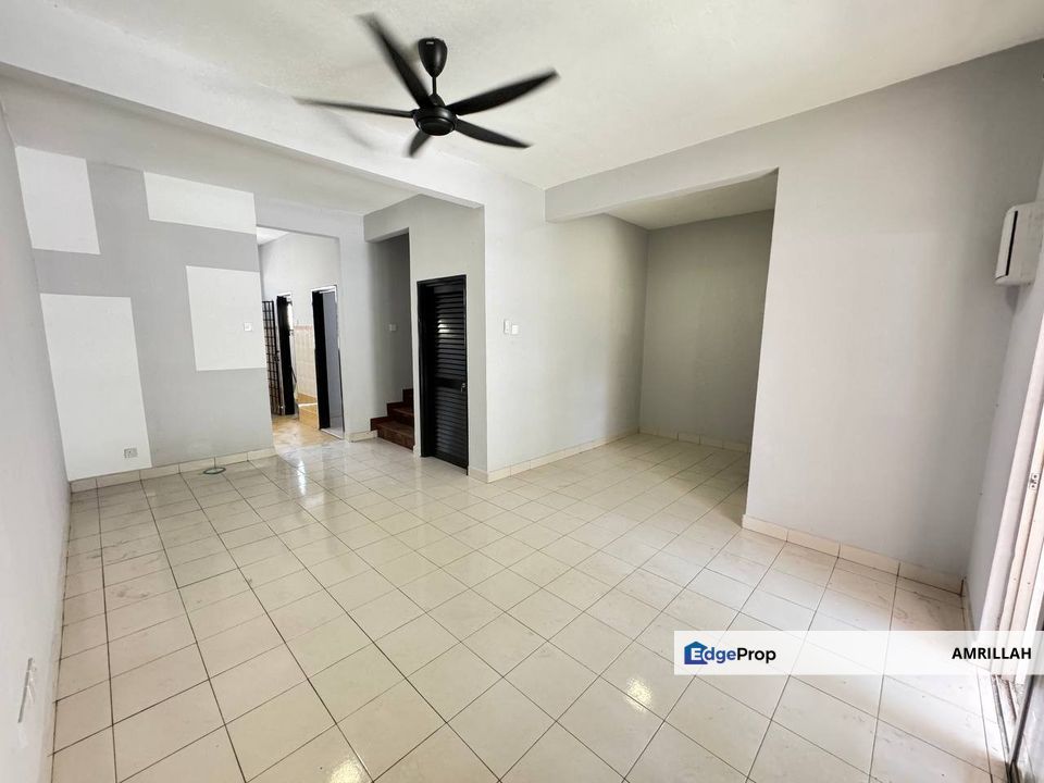 ANJUNG IXORA TAMAN IXORA SALAK TINGGI, Selangor, Sepang