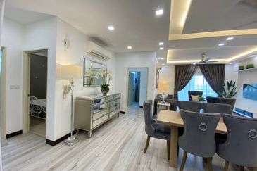 OPAL RESIDENSI CORNER UNIT