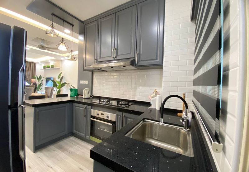 OPAL RESIDENSI CORNER UNIT