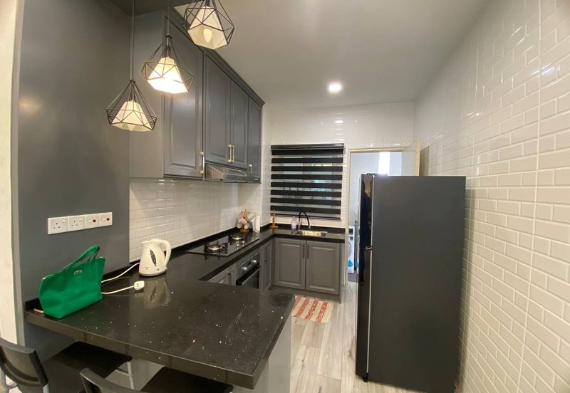 OPAL RESIDENSI CORNER UNIT