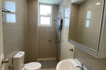 OPAL RESIDENSI CORNER UNIT