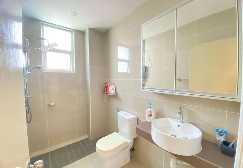 OPAL RESIDENSI CORNER UNIT