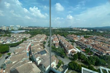 OPAL RESIDENSI CORNER UNIT