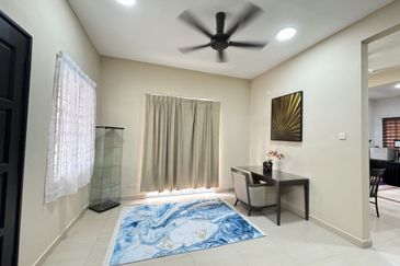 D’kayangan facing open south