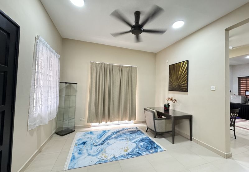 D’kayangan facing open south