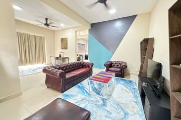 D’kayangan facing open south