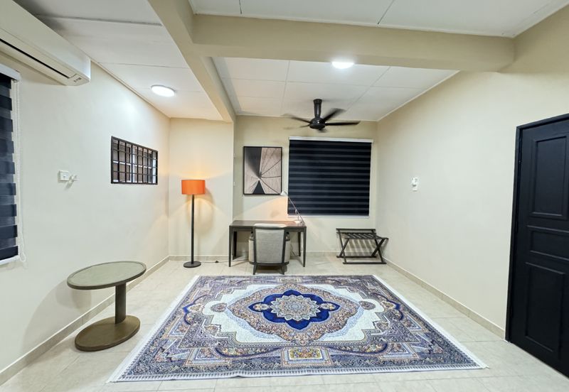 D’kayangan facing open south