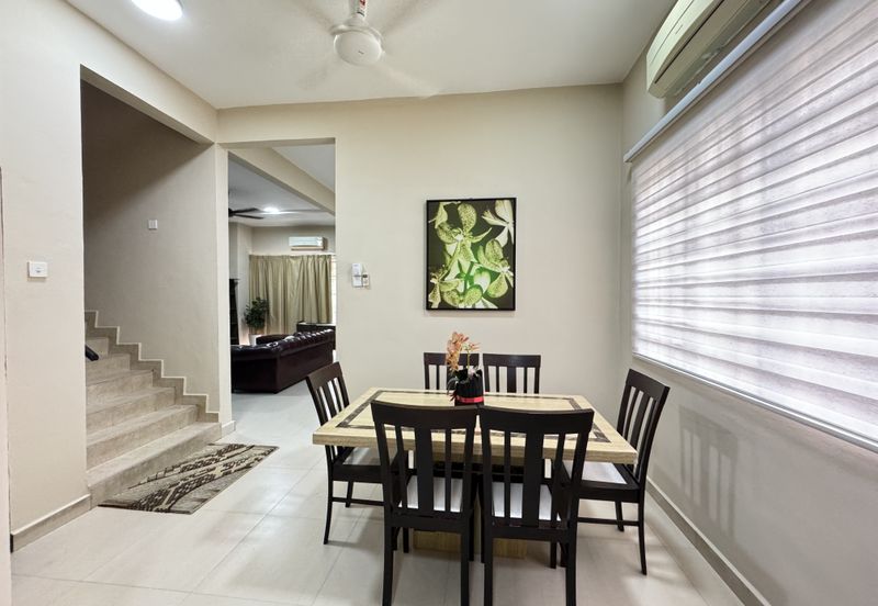 D’kayangan facing open south