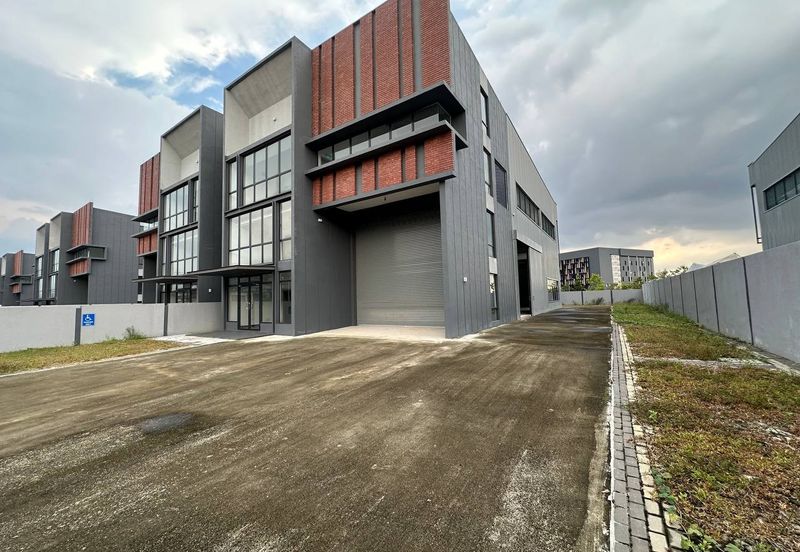 Elmina Business Park