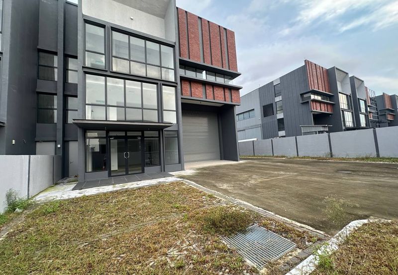 Elmina Business Park