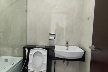 Paragon Suites @ CIQ