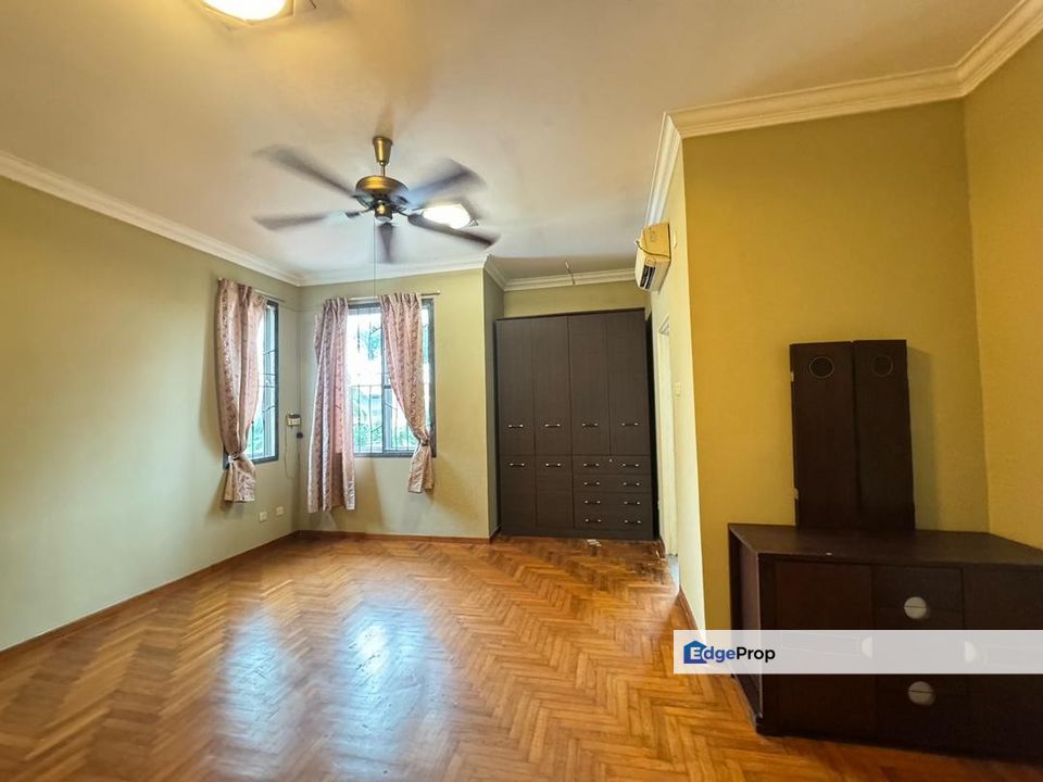 Double Storey Cluster House at Taman Gaya For Sale, Johor, Ulu Tiram