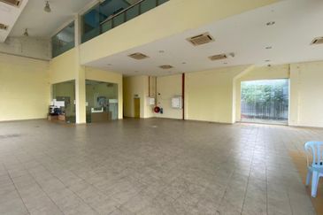 Detached Factory at Tebrau for Rent
