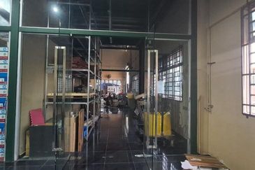 2 Storey Semi-Detached Factory at Nusa Cemerlang, Gelang Patah For Sale