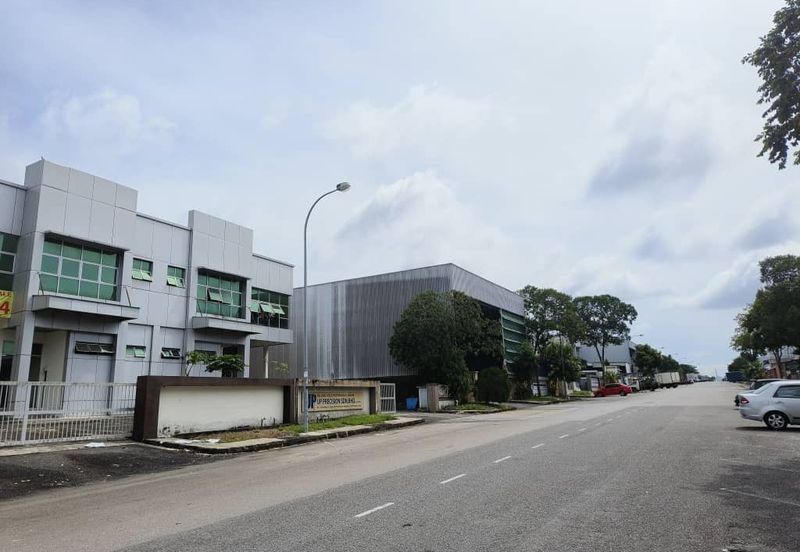Nusa Cemerlang Industrial Park