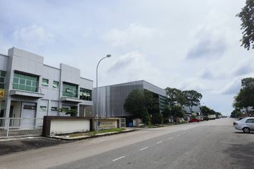 Nusa Cemerlang Industrial Park