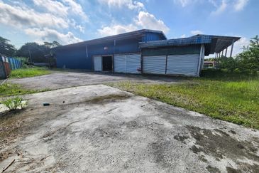Industrial Factory at Kulai Kelapa Sawit 26 For Rent
