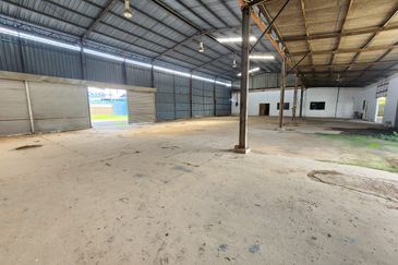 Industrial Factory at Kulai Kelapa Sawit 26 For Rent