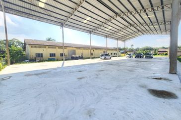 Industrial Factory at Kulai Kelapa Sawit 26 For Rent