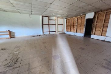 Industrial Factory at Kulai Kelapa Sawit 26 For Rent