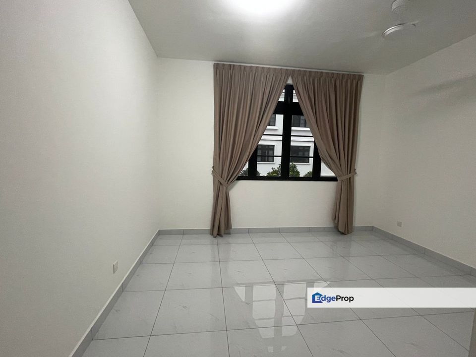 2.5 Storey Superlink House at The Grassten In For Rent, Johor, Nusajaya