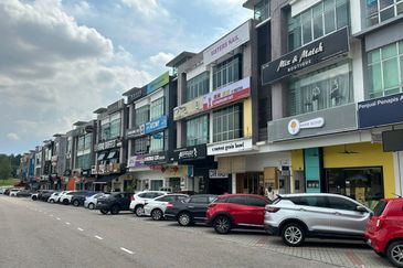 Taman Austin Heights