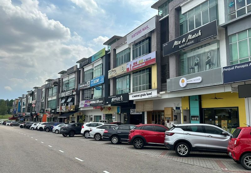 Taman Austin Heights