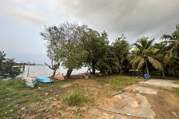Sea Side Land at Tanjung Langsat For Sale