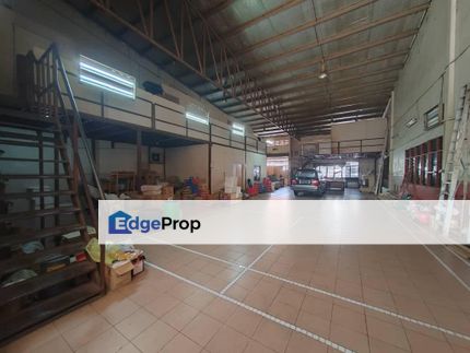 1.5 Storey Terrace Corner Lot Factory at Desa Cemerlang For Sale, Johor, Ulu Tiram
