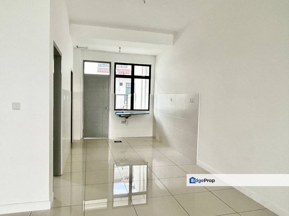 Double Storey Terrace at Bandar Dato Onn For Sale, Johor, Johor Bahru