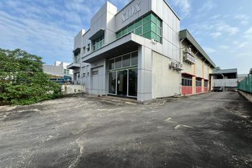 Nusa Cemerlang Industrial Park