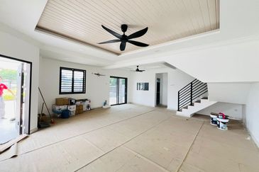 Double Storey Terrace House at Indahpura, Kulai (Jalan Teratai) For Sale