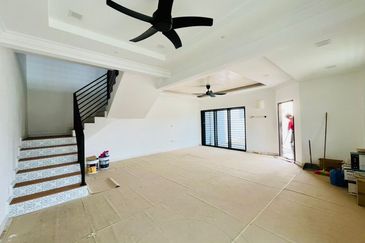 Double Storey Terrace House at Indahpura, Kulai (Jalan Teratai) For Sale