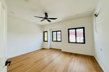 Double Storey Terrace House at Indahpura, Kulai (Jalan Teratai) For Sale