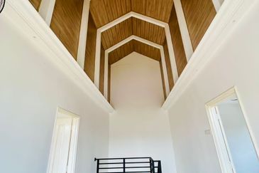 Double Storey Terrace House at Indahpura, Kulai (Jalan Teratai) For Sale